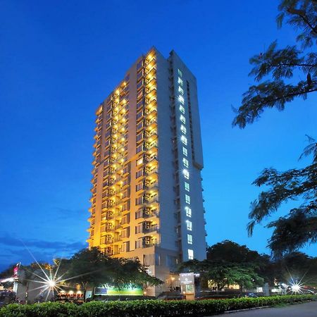 Starlit Suites Bangalore Kammasandra Exteriör bild