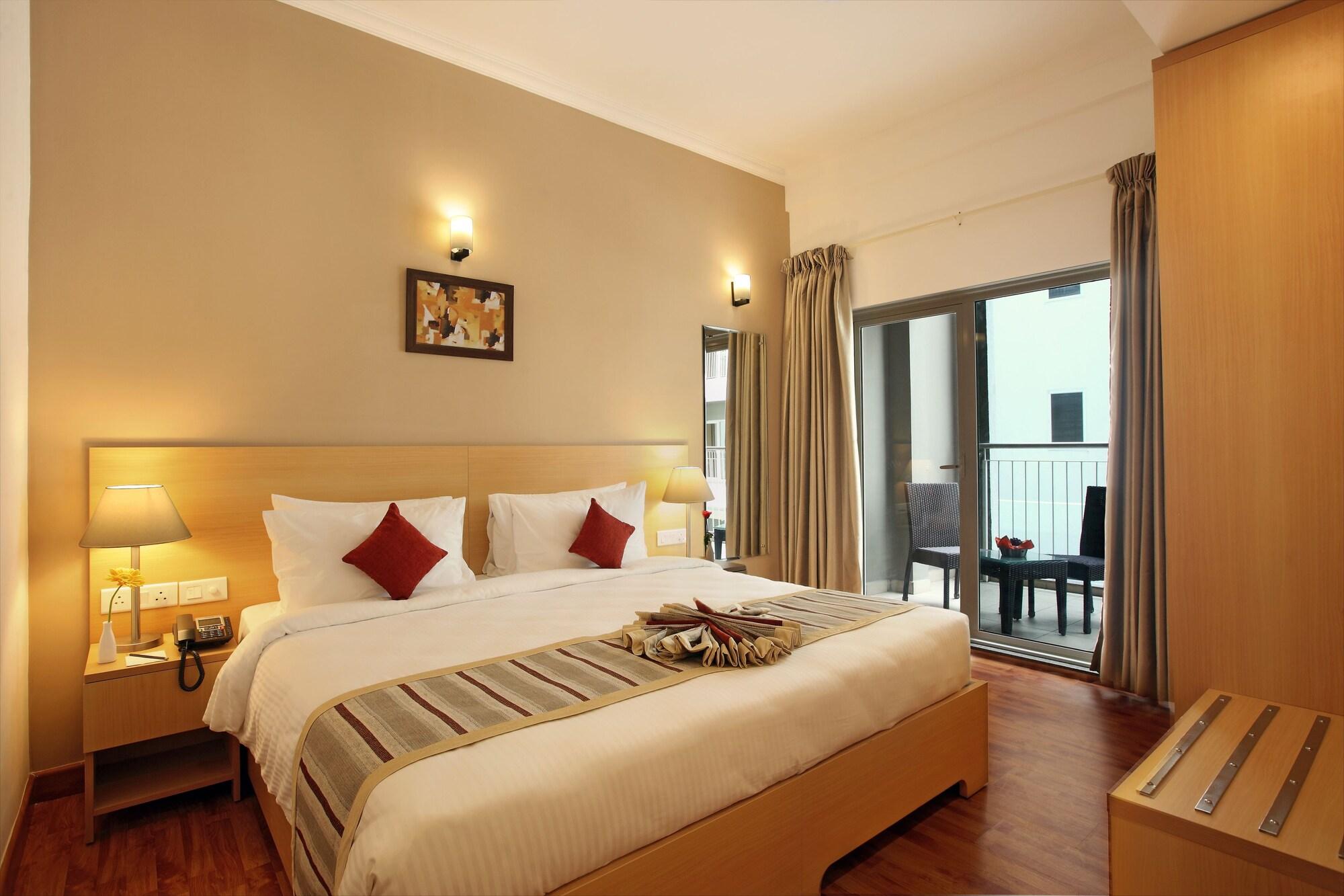 Starlit Suites Bangalore Kammasandra Exteriör bild