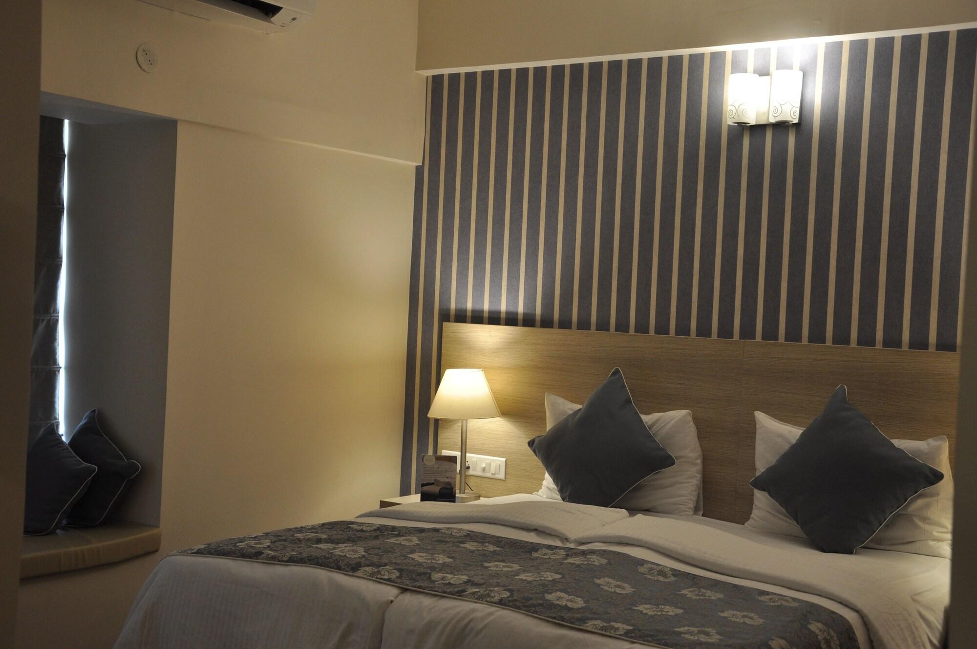 Starlit Suites Bangalore Kammasandra Exteriör bild