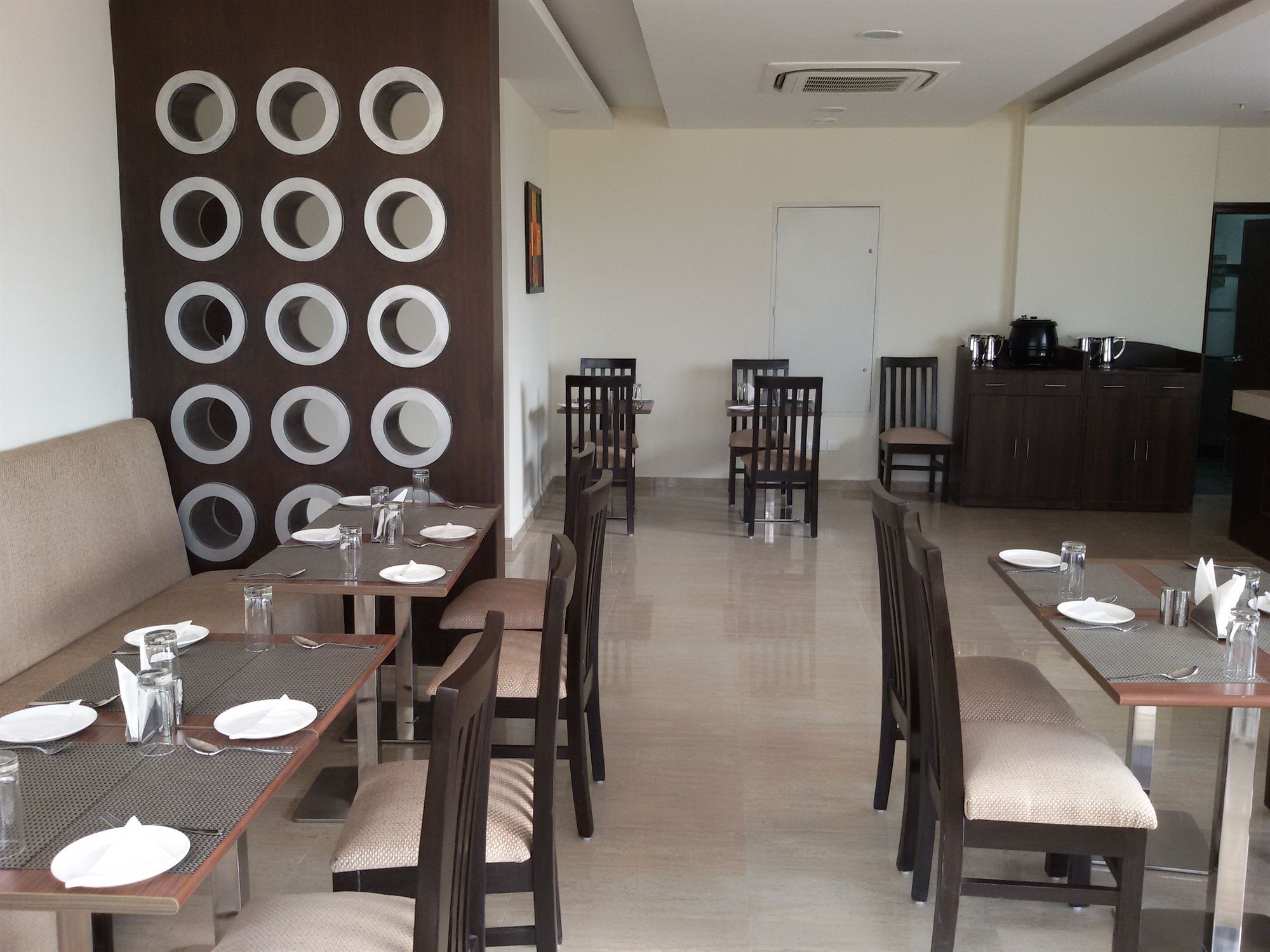 Starlit Suites Bangalore Kammasandra Exteriör bild