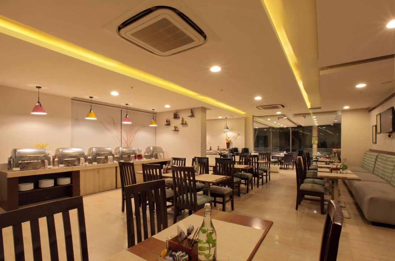 Starlit Suites Bangalore Kammasandra Exteriör bild