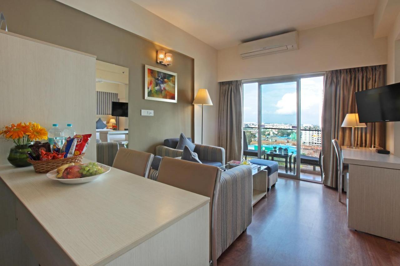 Starlit Suites Bangalore Kammasandra Exteriör bild